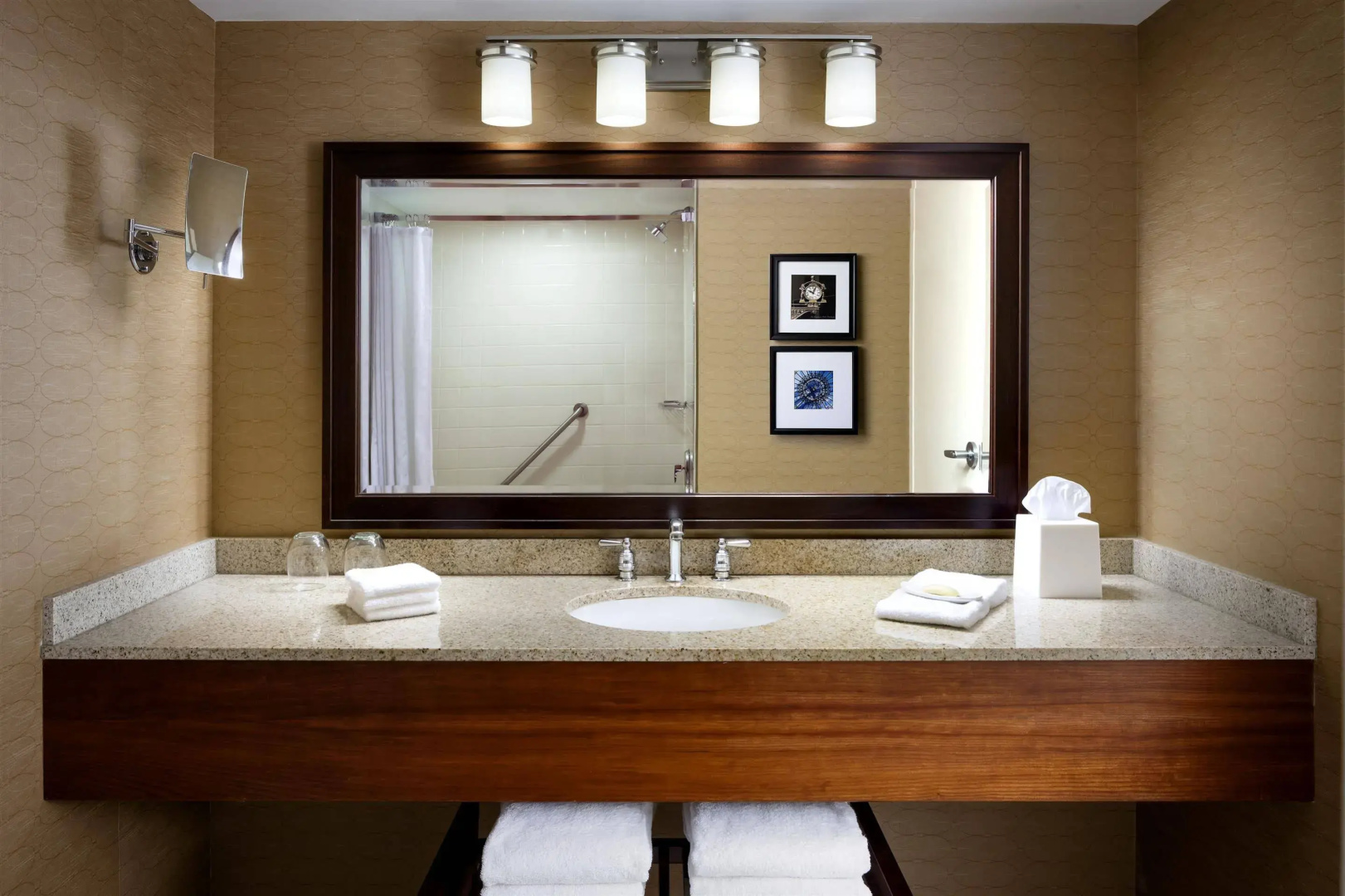 Foto - Sheraton Pittsburgh Hotel at Station Square