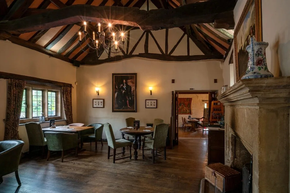 Foto - The George Inn & Plaine