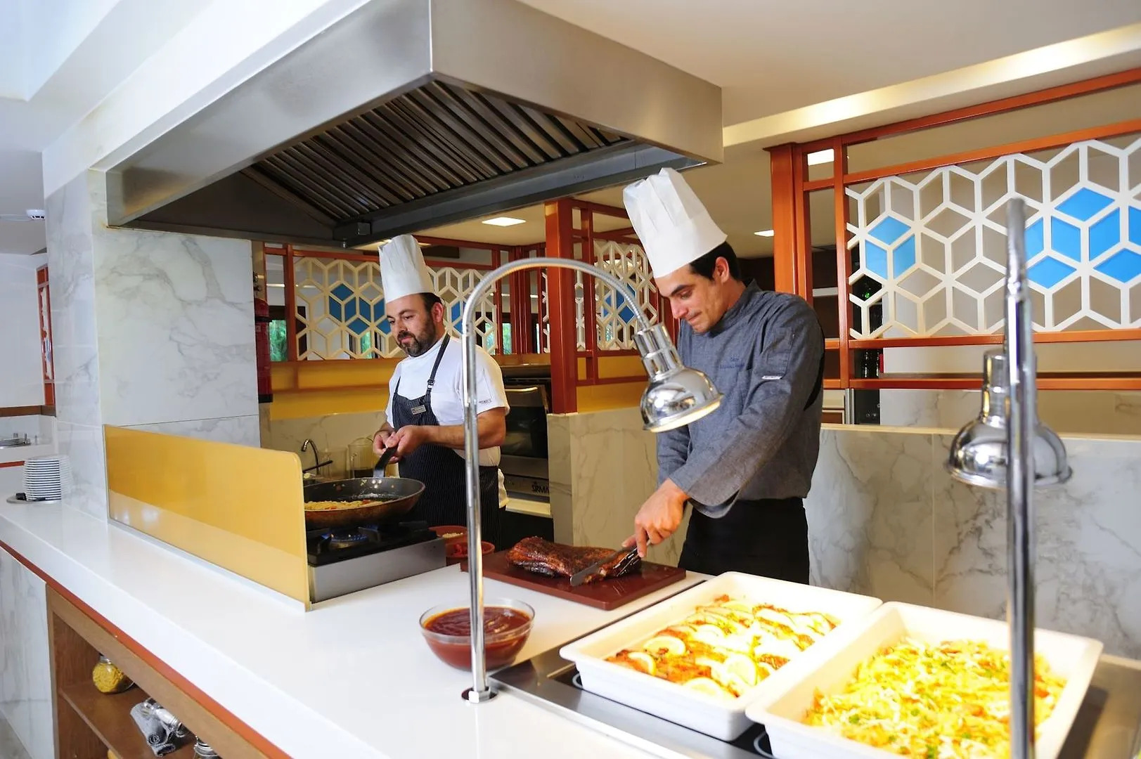 Photo - Atrium Ambiance Hotel