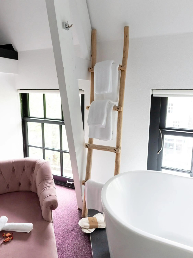 Photo - Wolf Hotel 
