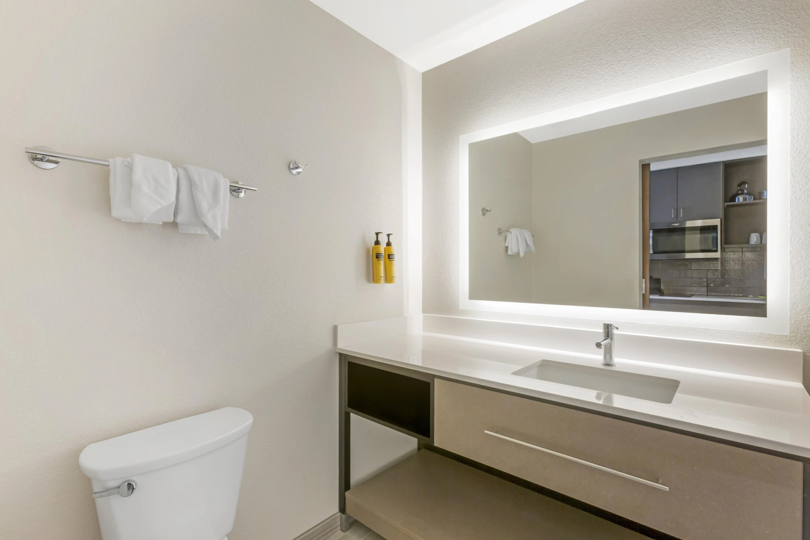 Photo - Best Western Plus Executive Residency Phoenix North Happy Valley