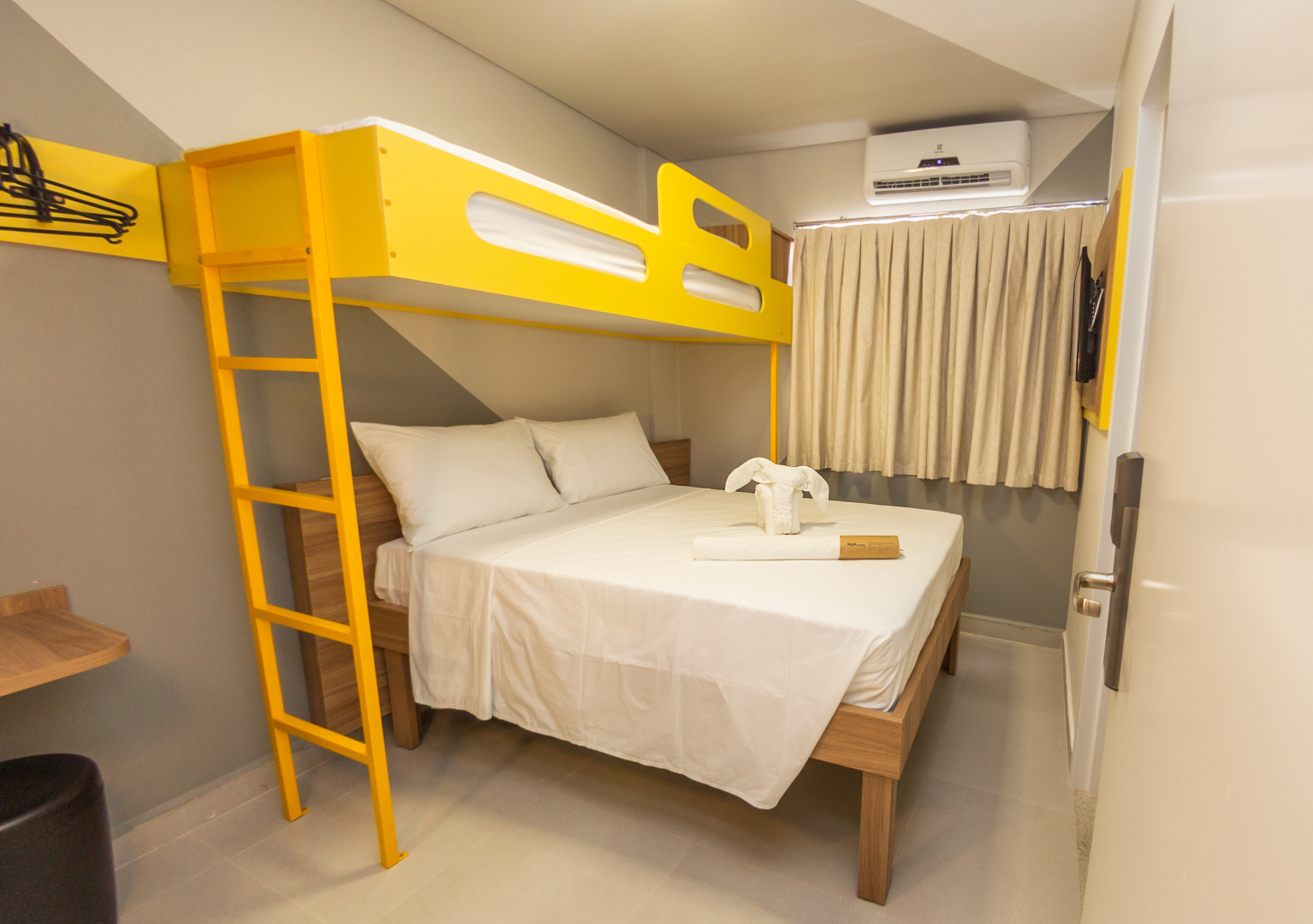 Foto - Tarobá Express