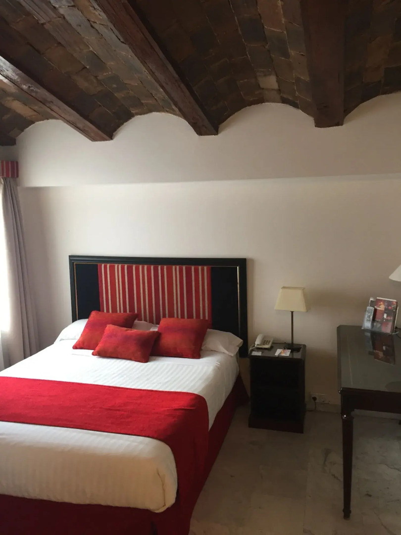 Foto - Ad Hoc Monumental 1881