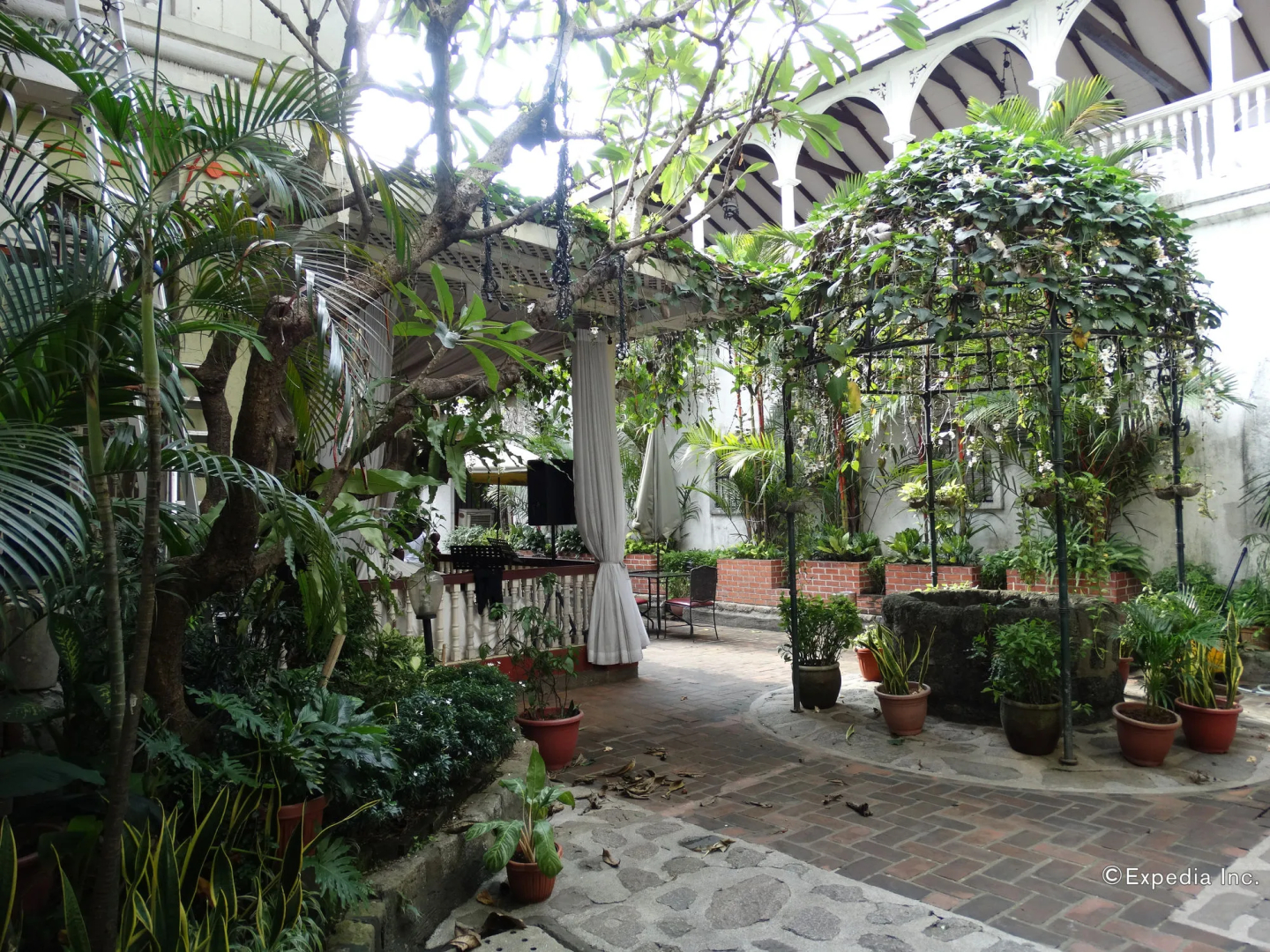 Foto - White Knight Hotel Intramuros