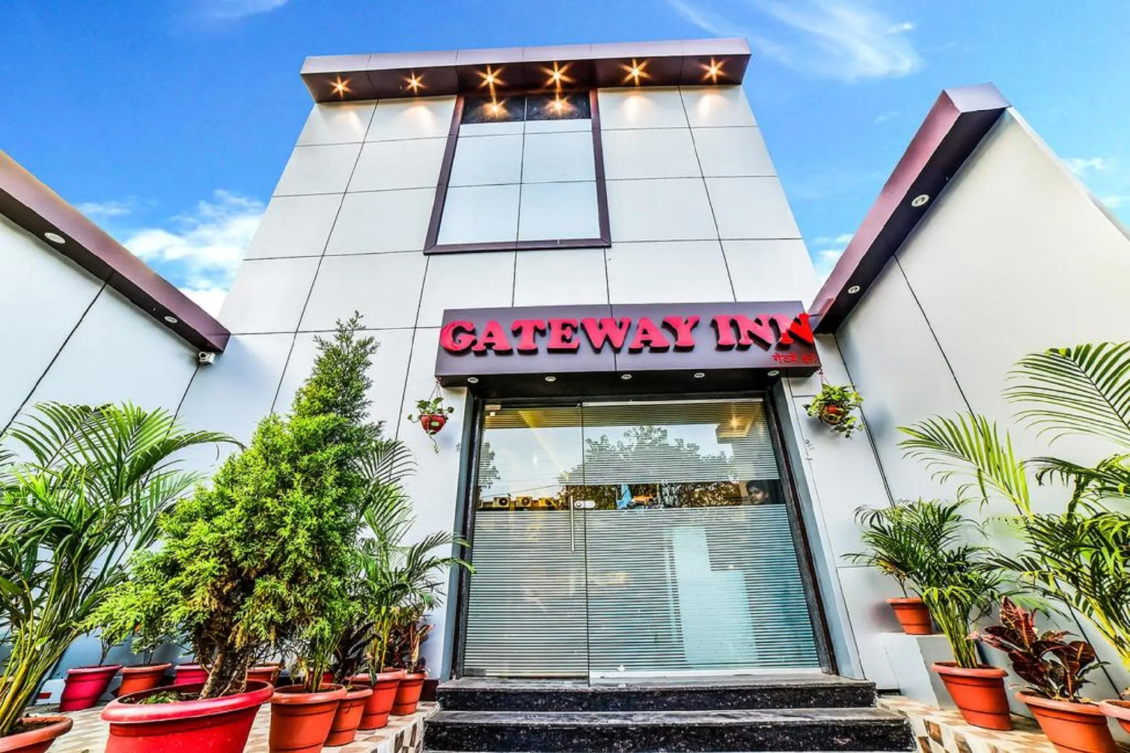 Foto - Hotel Gateway Inn