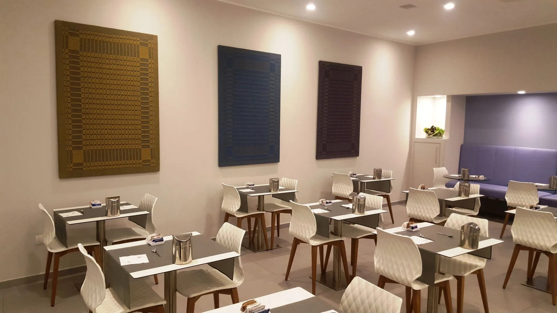 Photo - Hotel Executive Inn