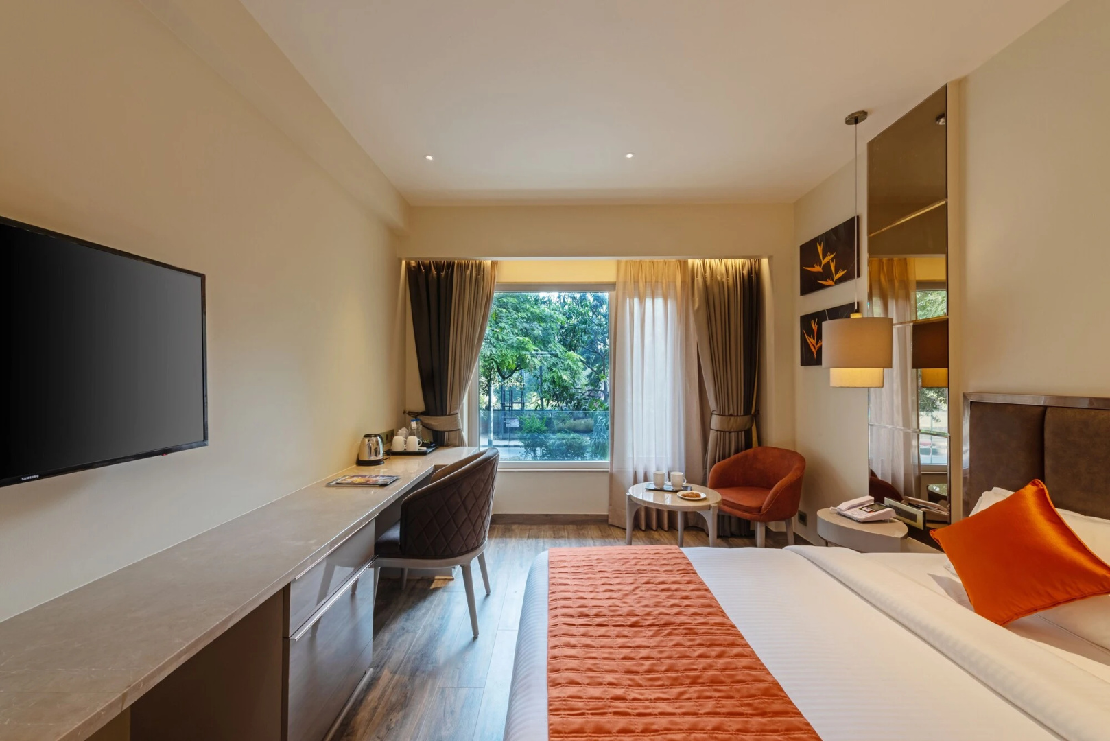 Foto - Hotel Saket 27