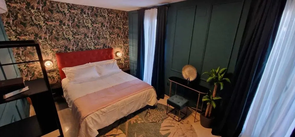 Photo - Boutique Suites