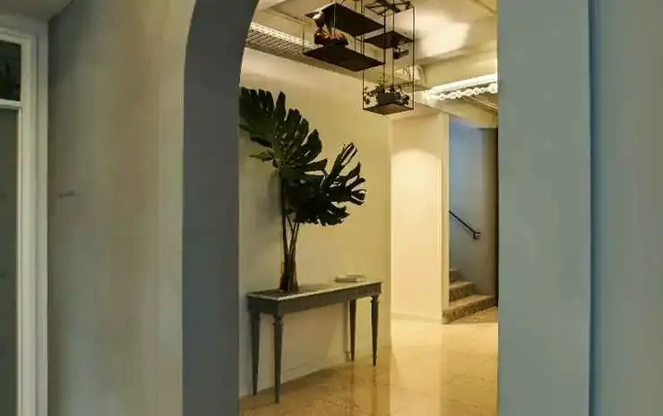 Photo - Lamandau House
