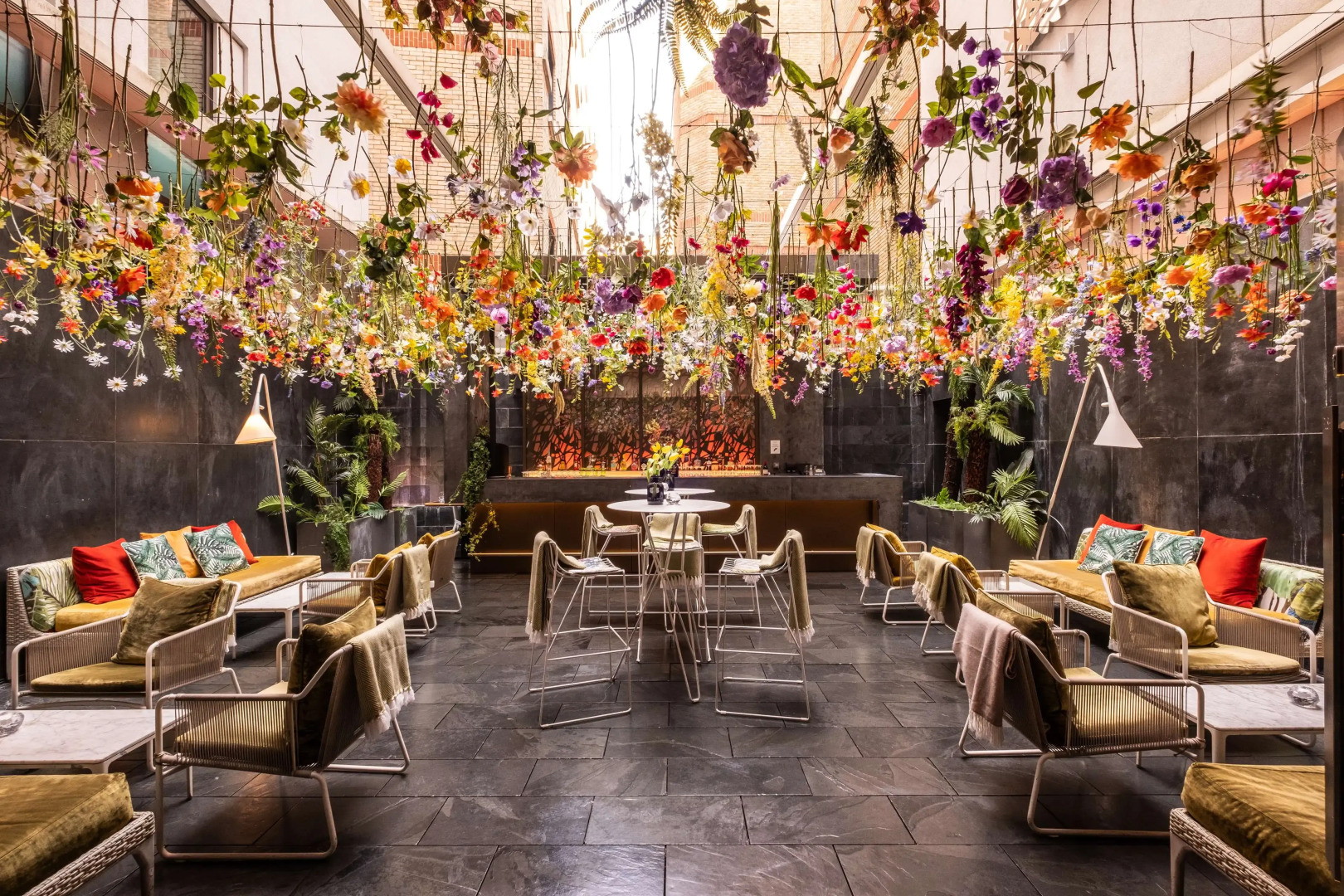 Photo - South Place Hotel