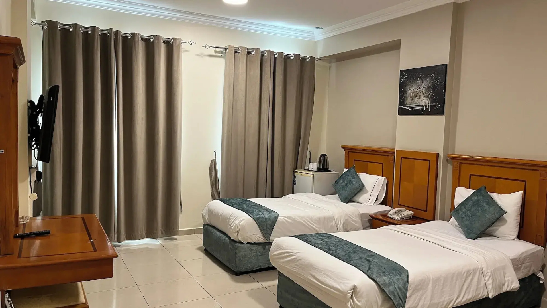 Photo - Al Murooj Hotel Apartments