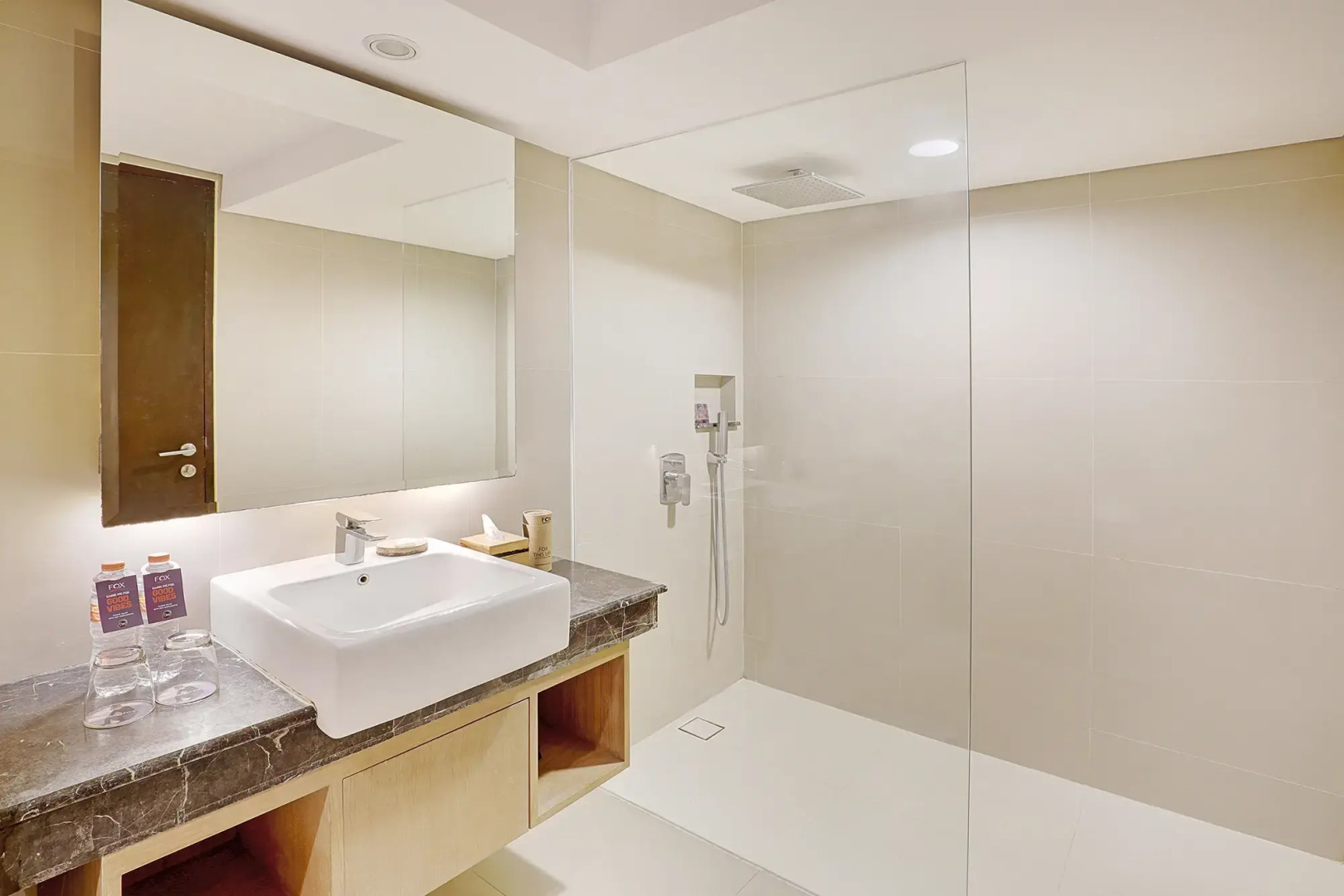 Photo - FOX Hotel Jimbaran Beach Bali