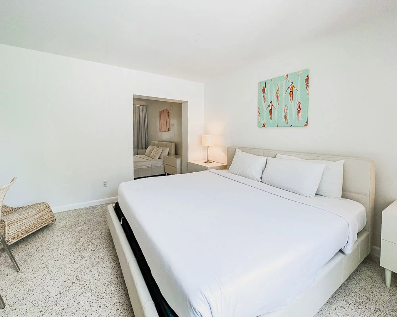 Photo - North Beach Hotel