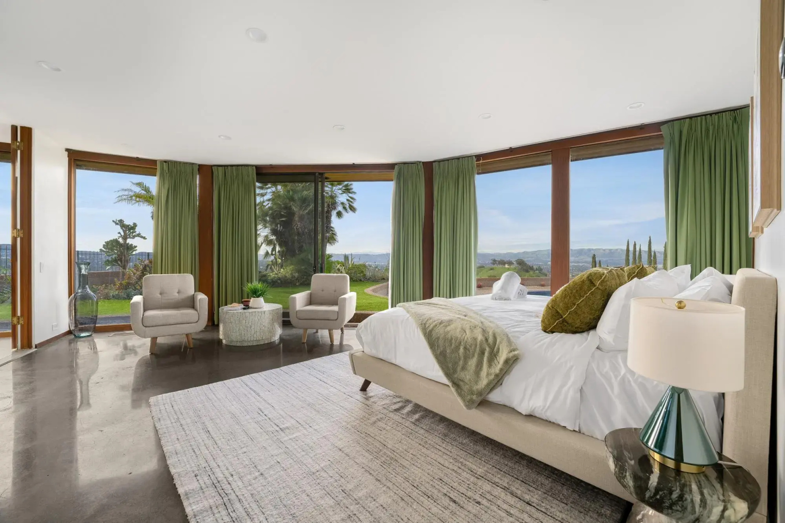 Foto - Via Vallarta - An Architecturally Significant California Modern Home