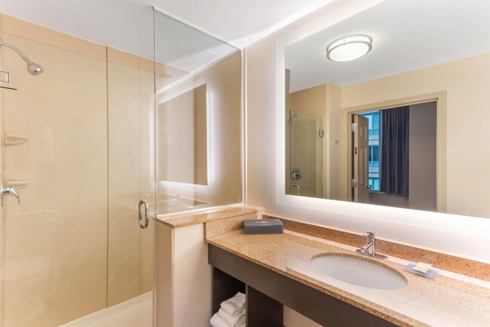 Foto - La Quinta Inn & Suites by Wyndham Chicago Downtown