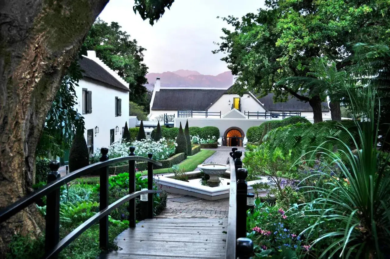 Photo - Grande Roche Hotel