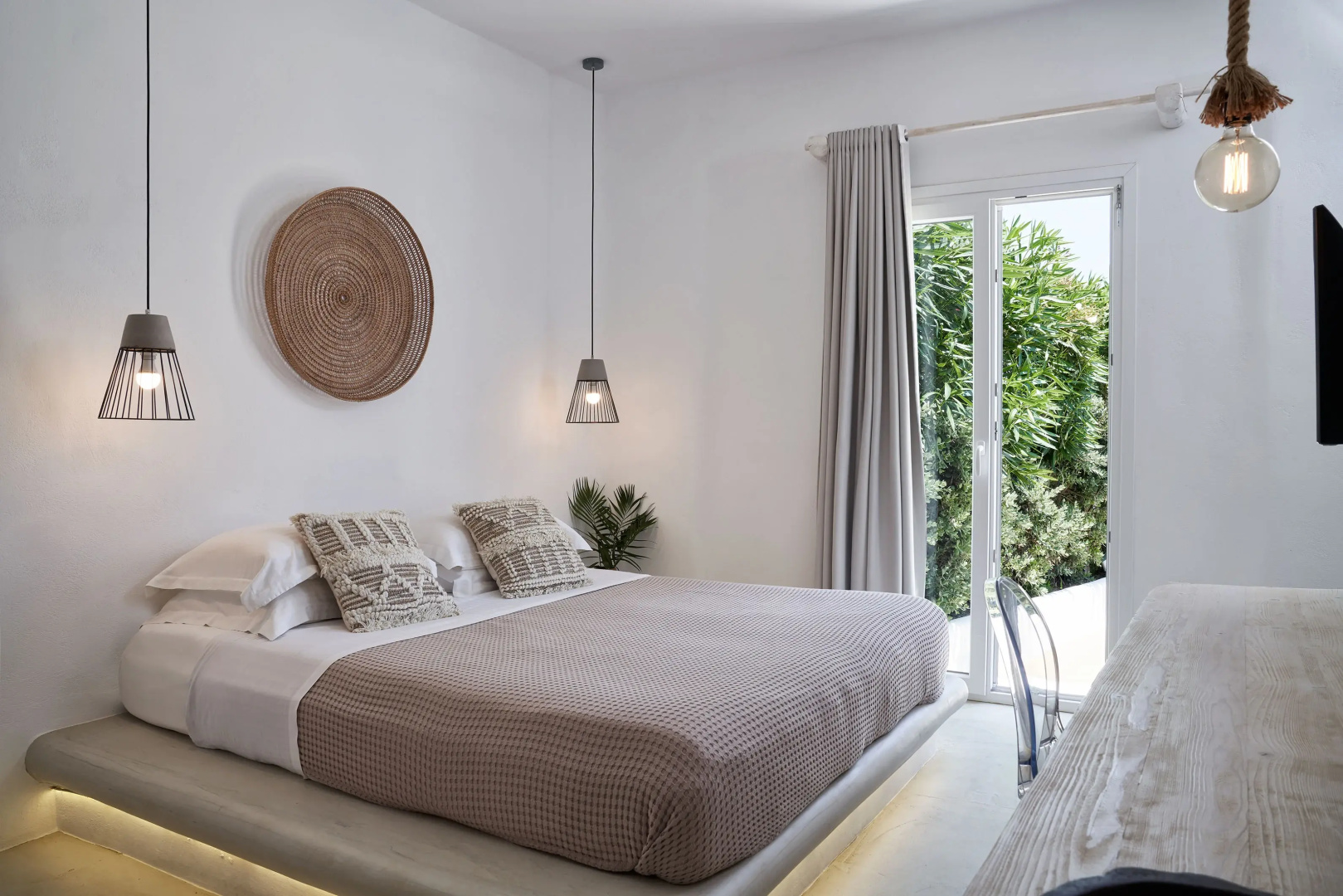 Photo - Naxian Utopia | Luxury Villas & Suites