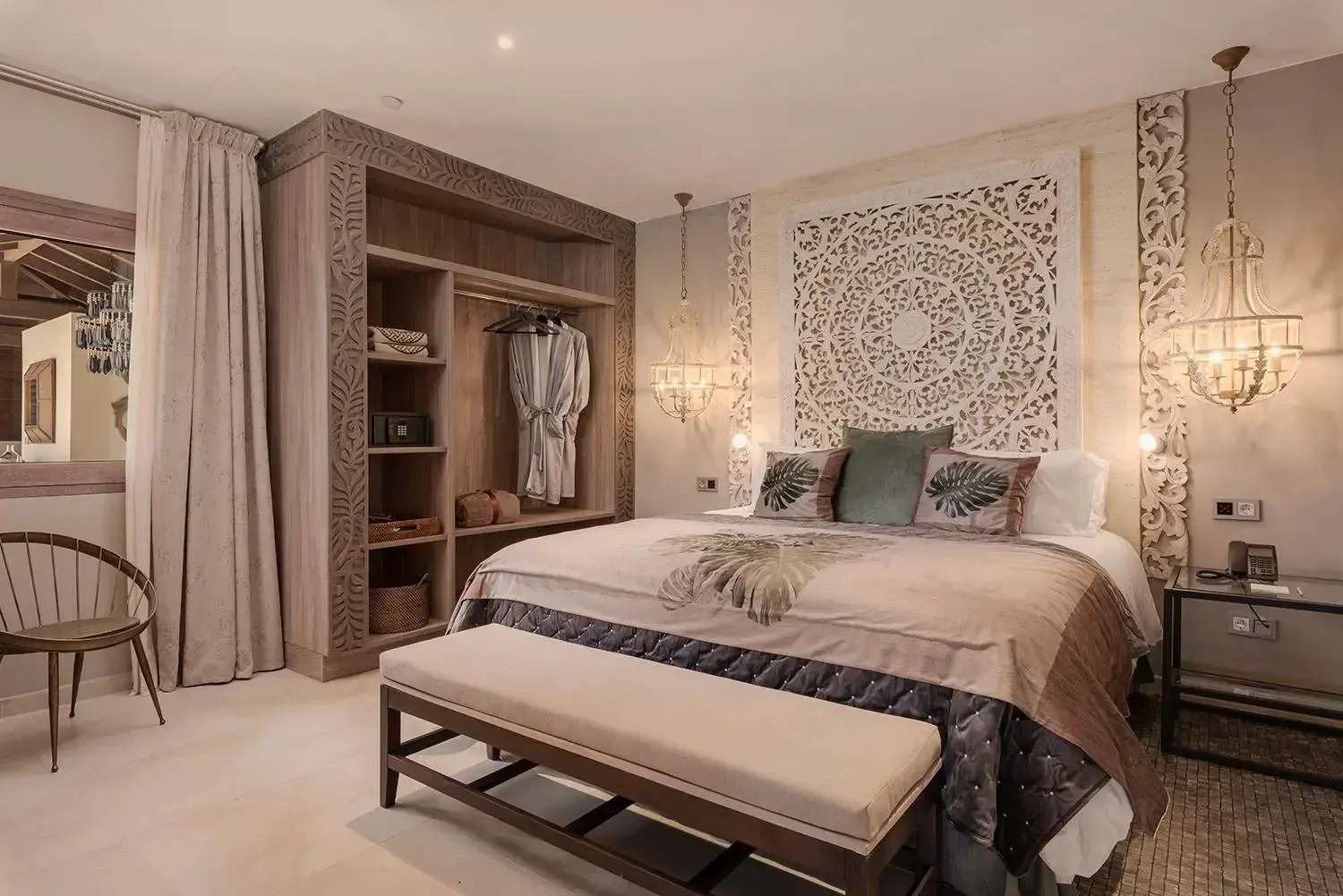 Photo - Royal River, Luxury Hotel - Adults Only