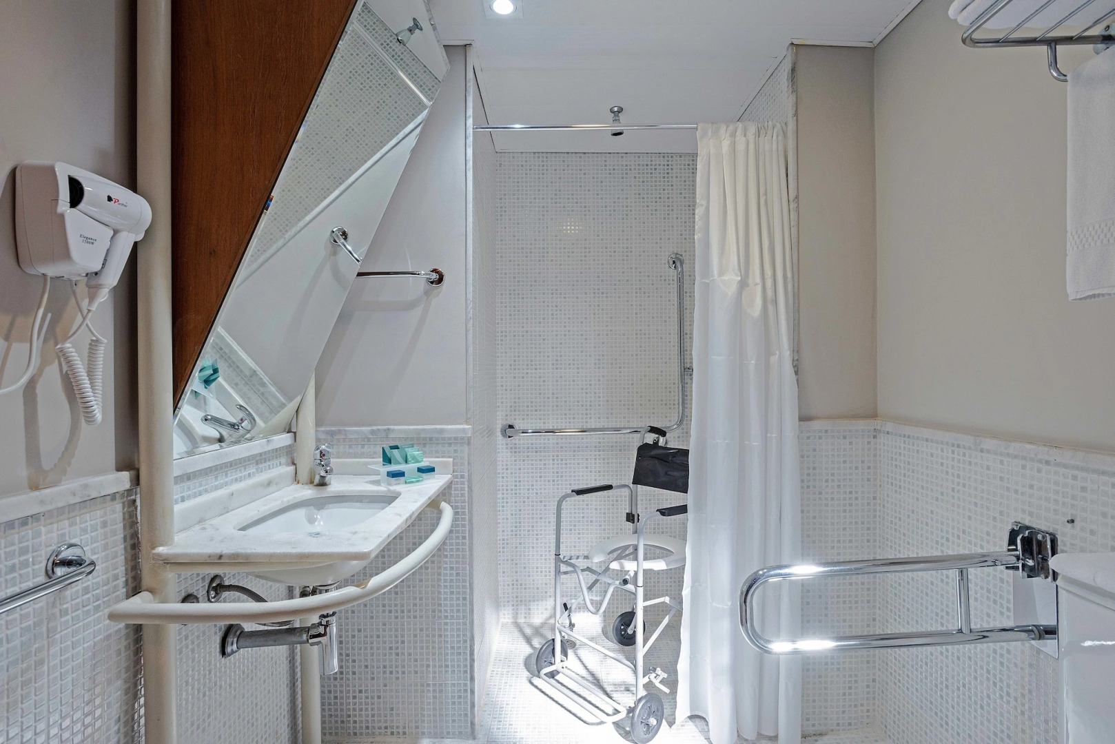 Foto - Slaviero Curitiba Batel