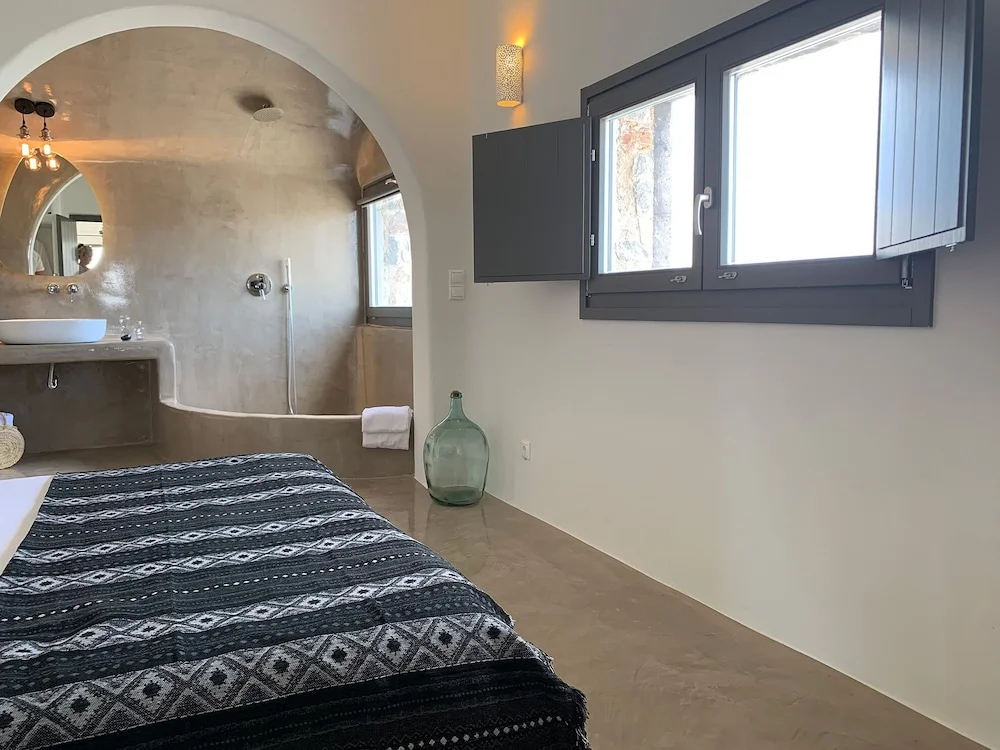 Photo - Villa Beltramo Santorini 2 bedroom private pool villa