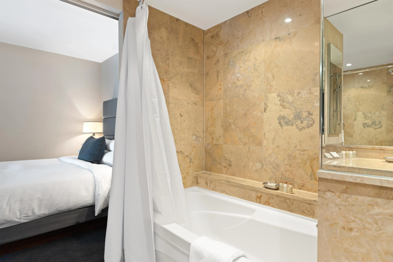 Photo - SoHo Hotel Toronto