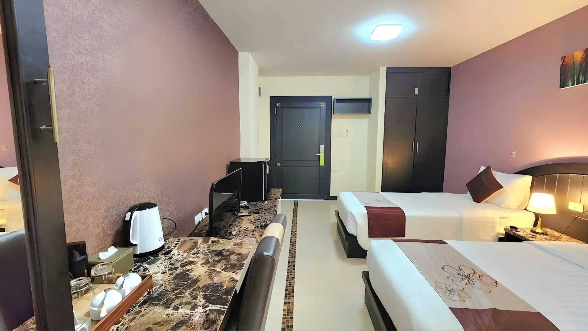 Photo - Leelawadee Modern Resort Huaykwang - ลีลาวดี ห้วยขวาง