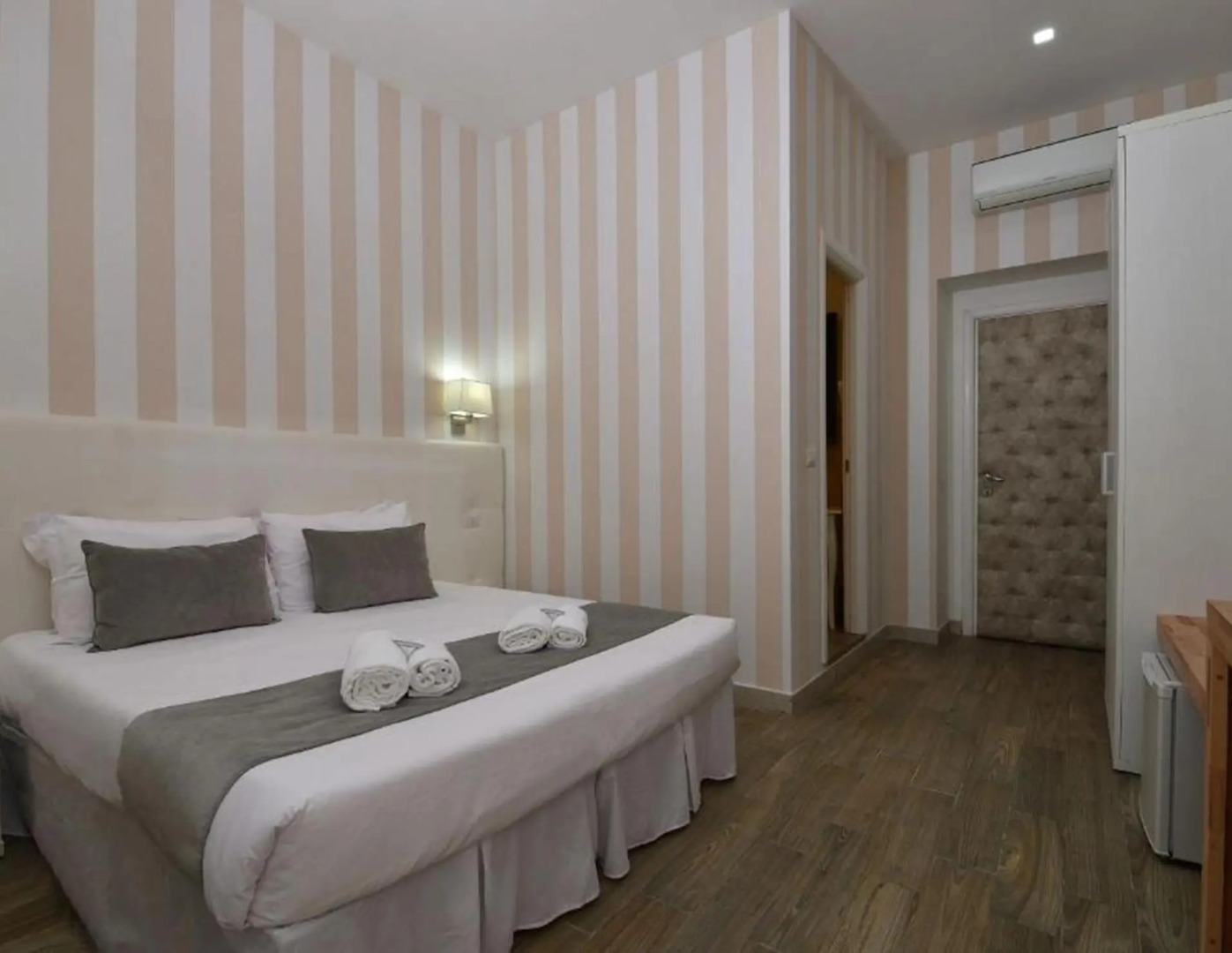 Photo - Vatican's Roof