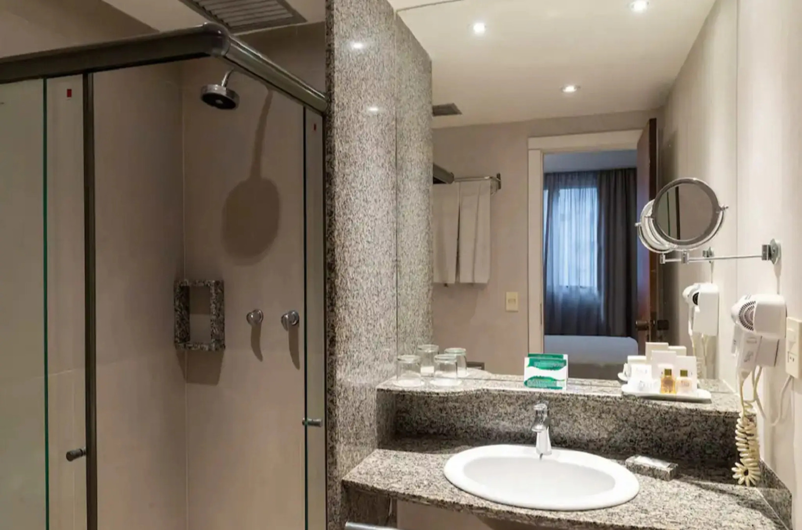 Foto - Orla Copacabana Hotel