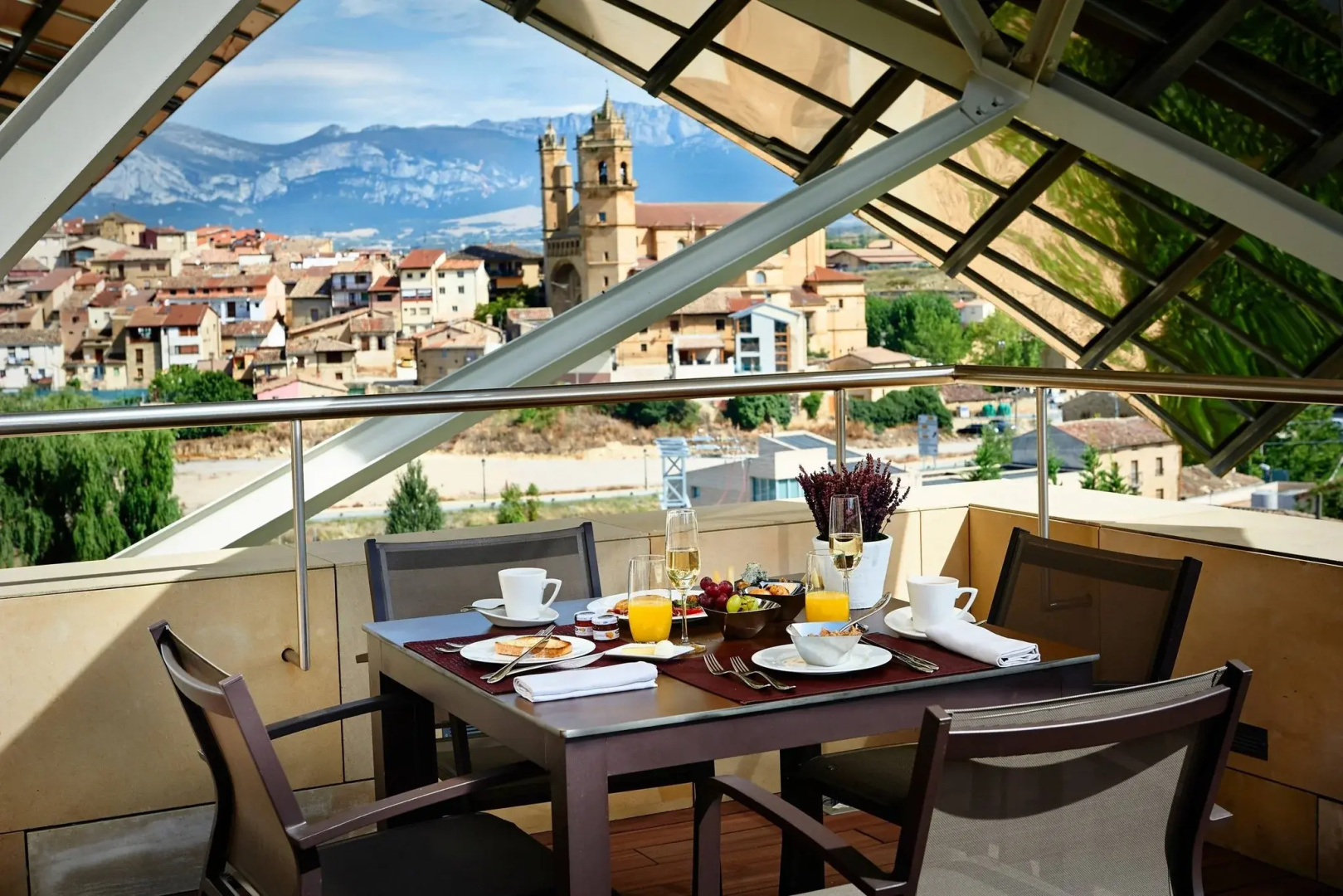 Photo - Hotel Marqués de Riscal, a Luxury Collection Hotel, Elciego