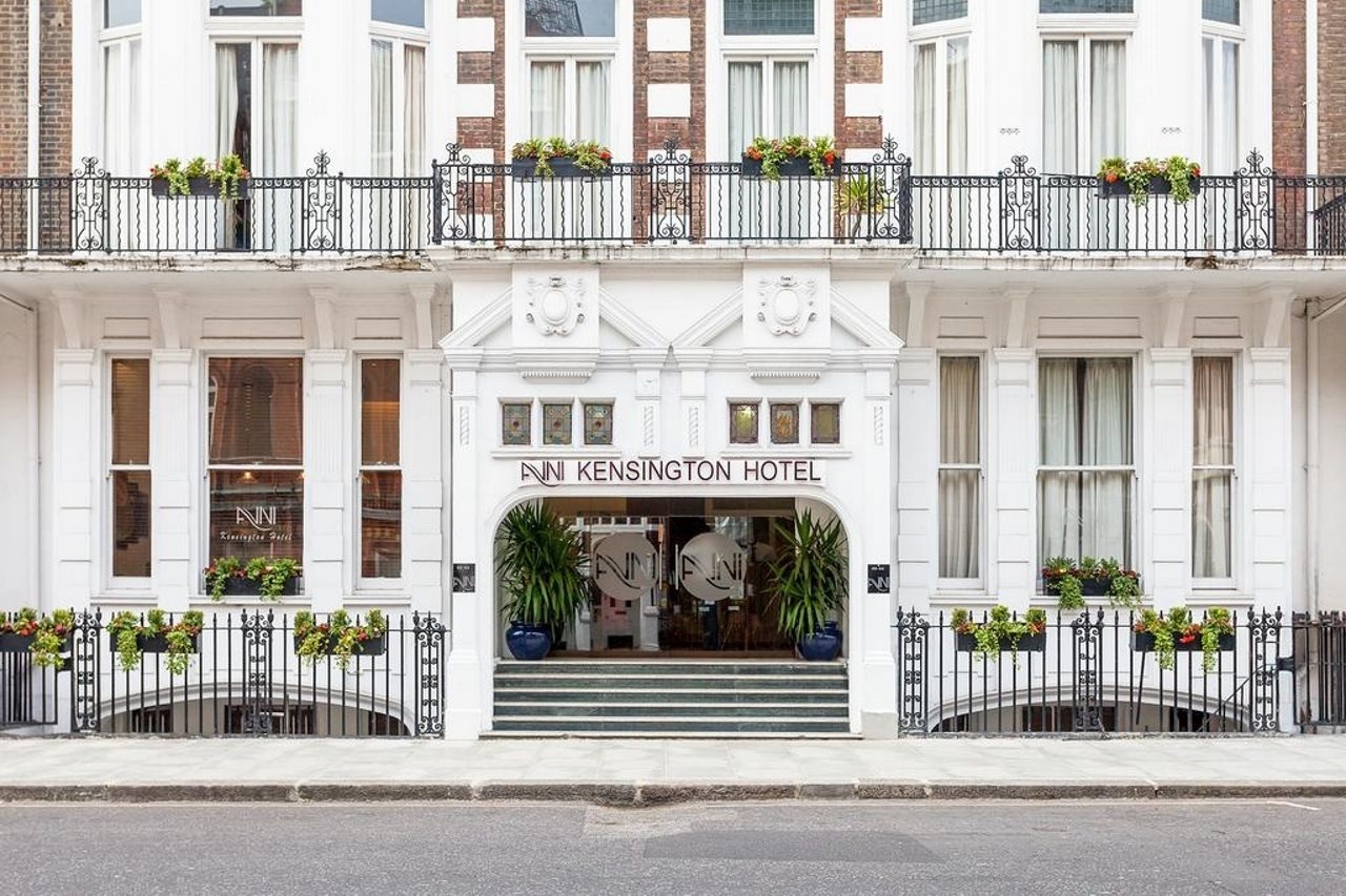 Avni Kensington Hotel — фото 1