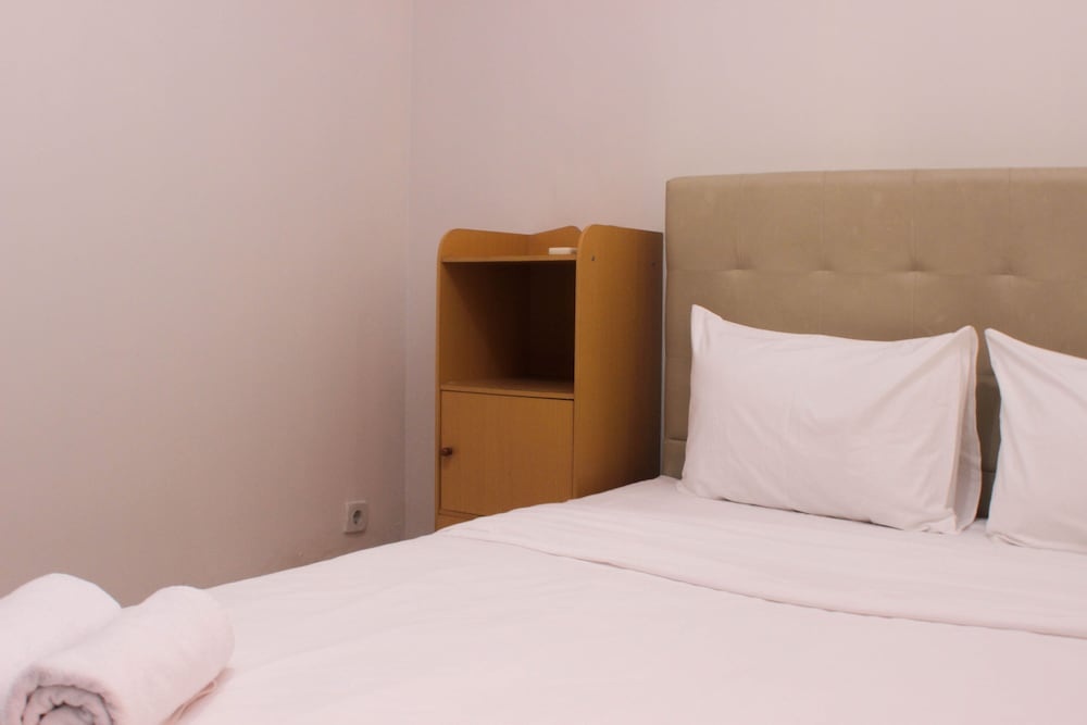 Homey And Comfort Living 2Br At Mediterania Palace Apartment