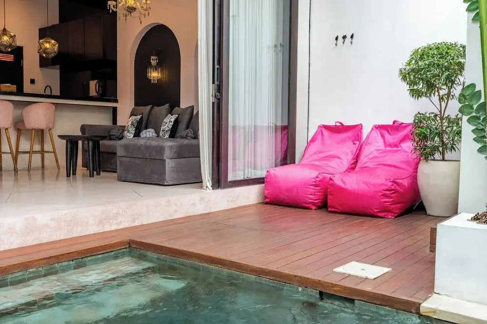 Photo - Liminal Palace Villa 3 by Betterplace