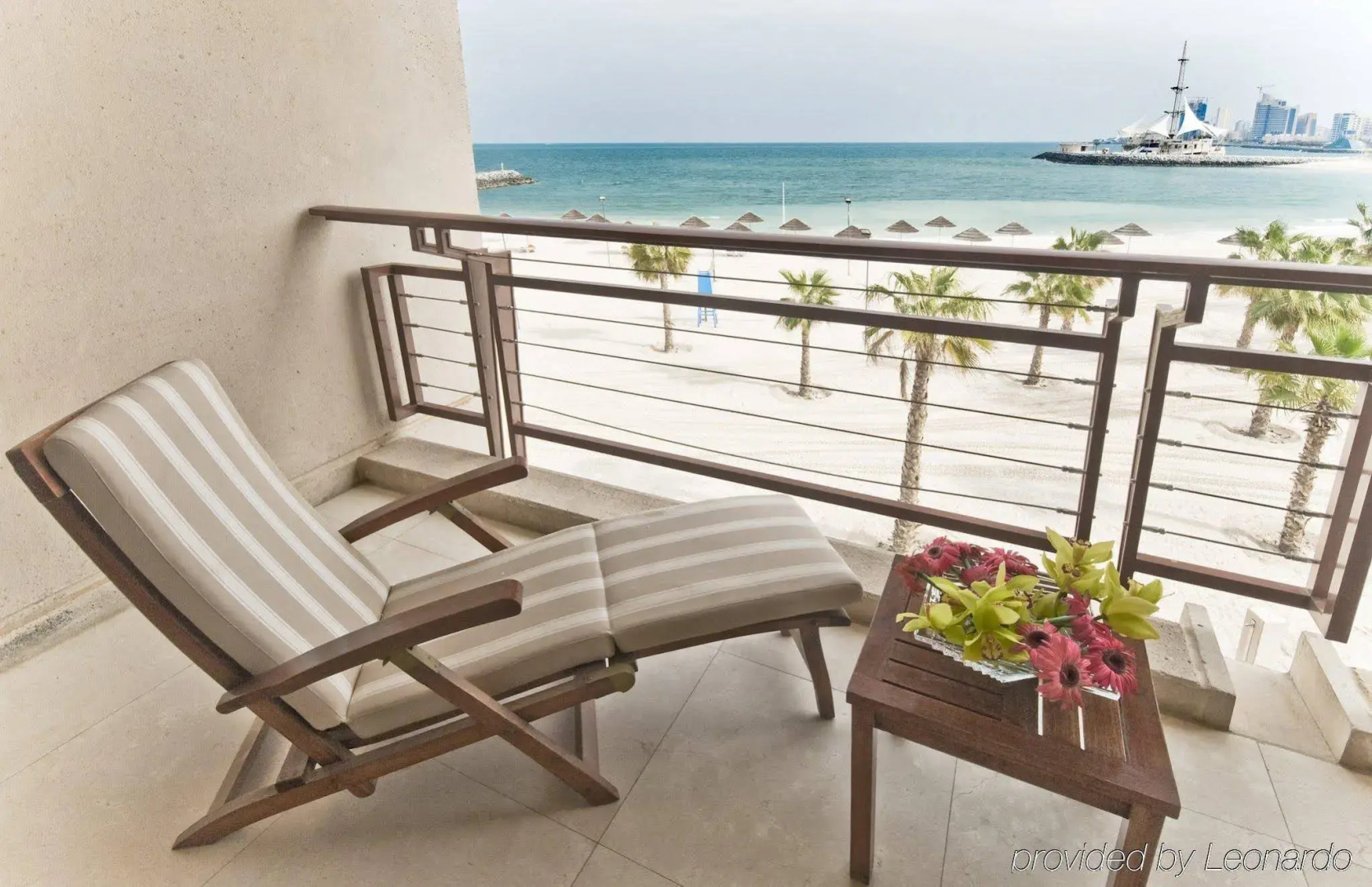 Photo - Marina Hotel