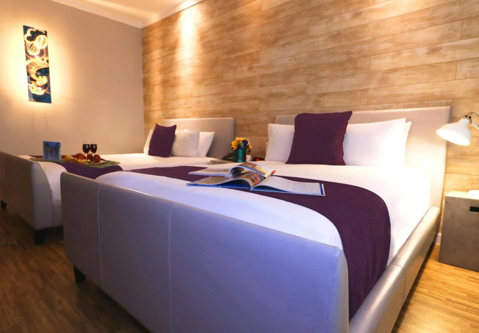 Photo - Shelley Hotel