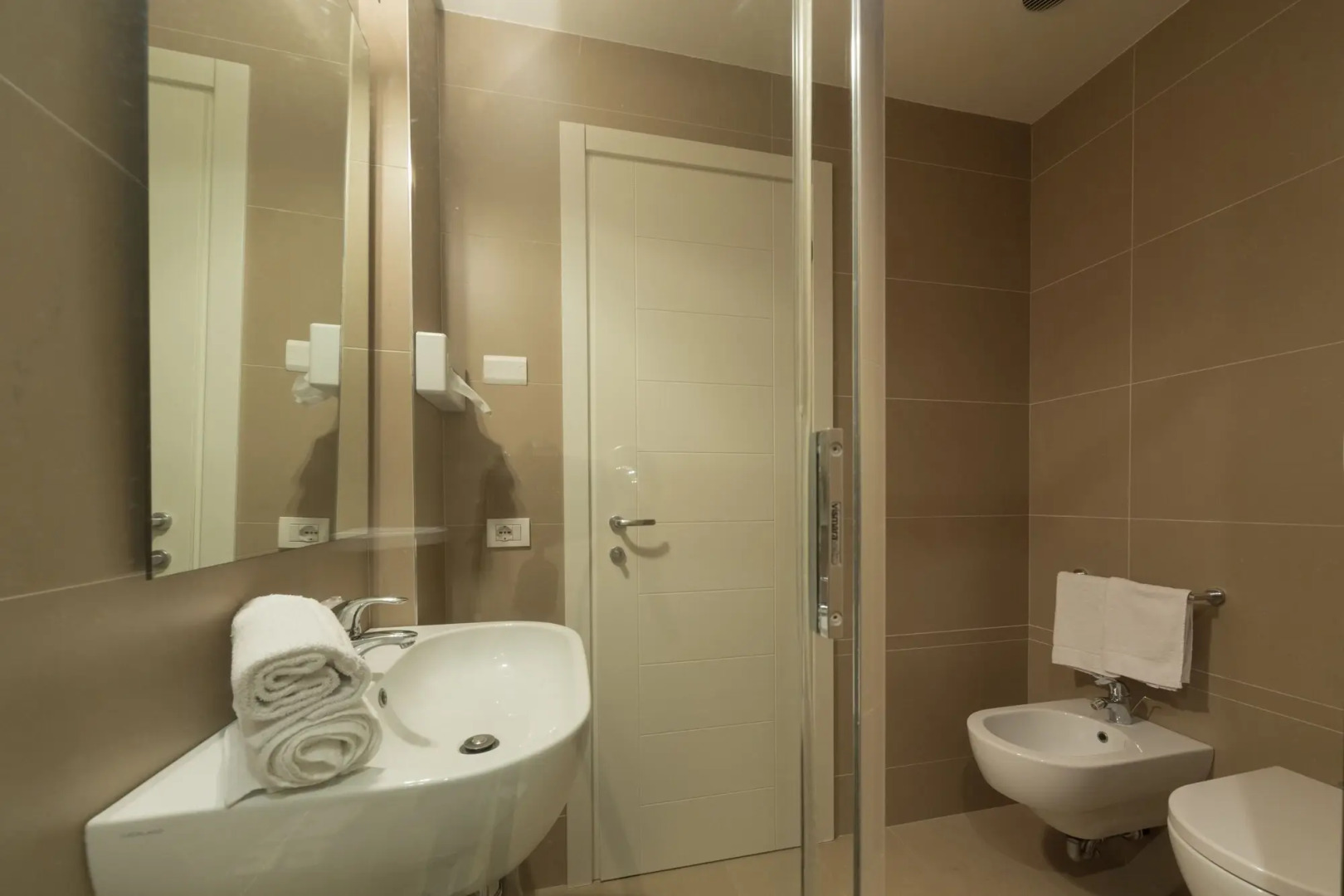 Foto - Hotel De La Ville