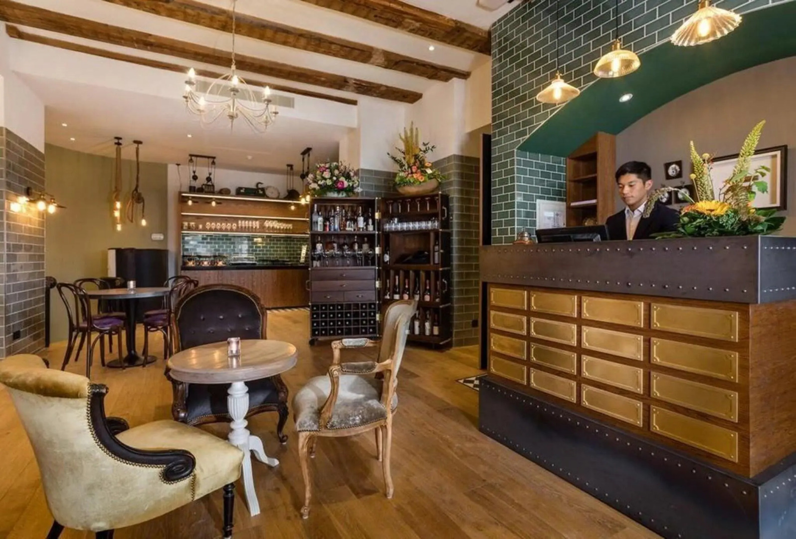 Photo - The Hendrick's Hotel