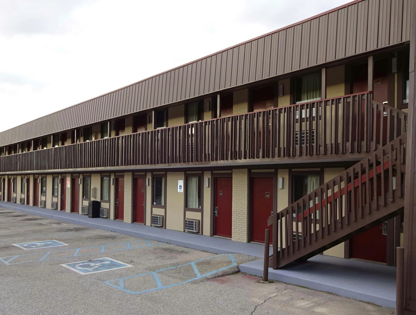 Photo - Red Roof Inn Indianapolis - Castleton
