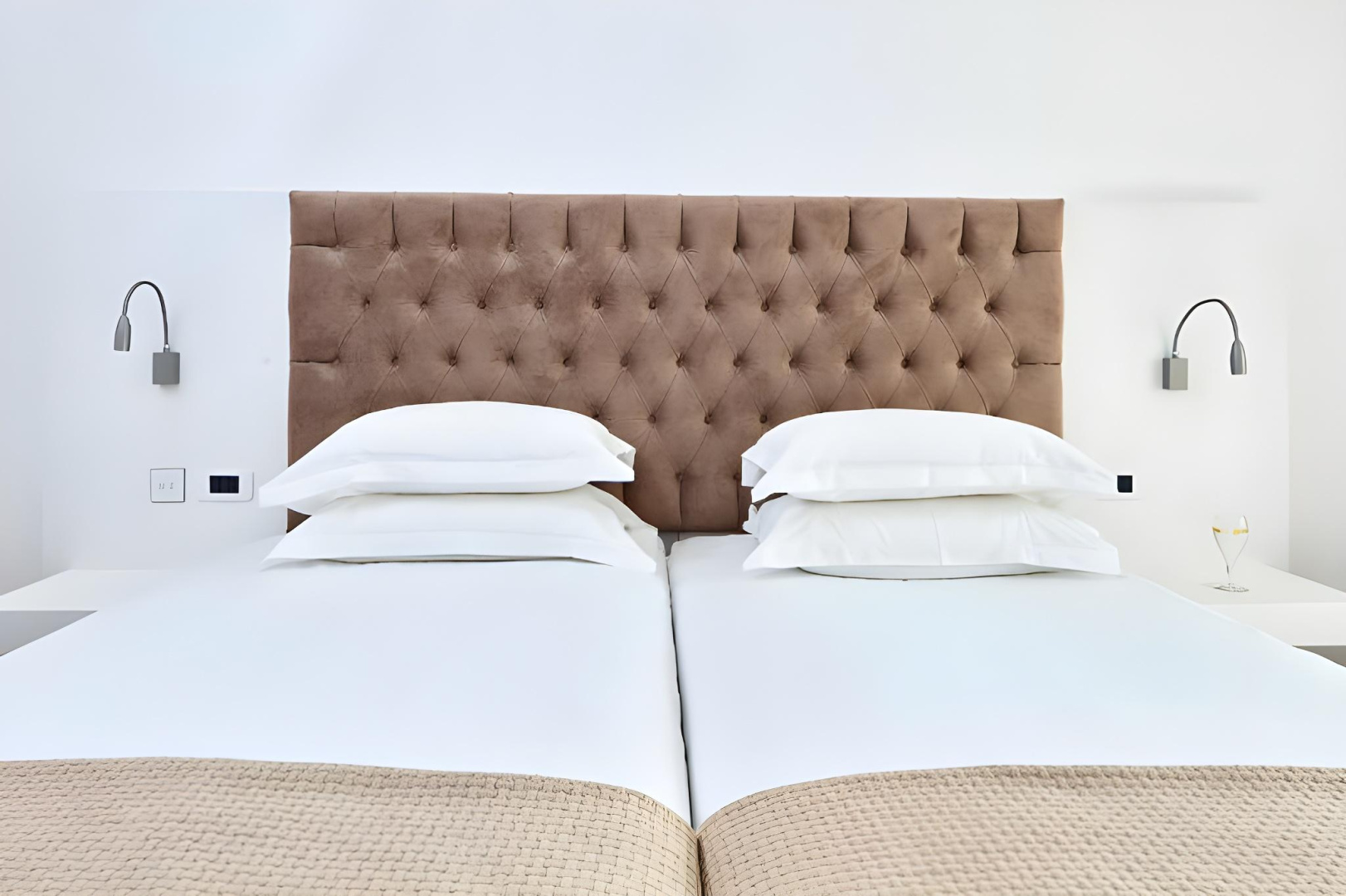 Photo - Grecian Park Hotel