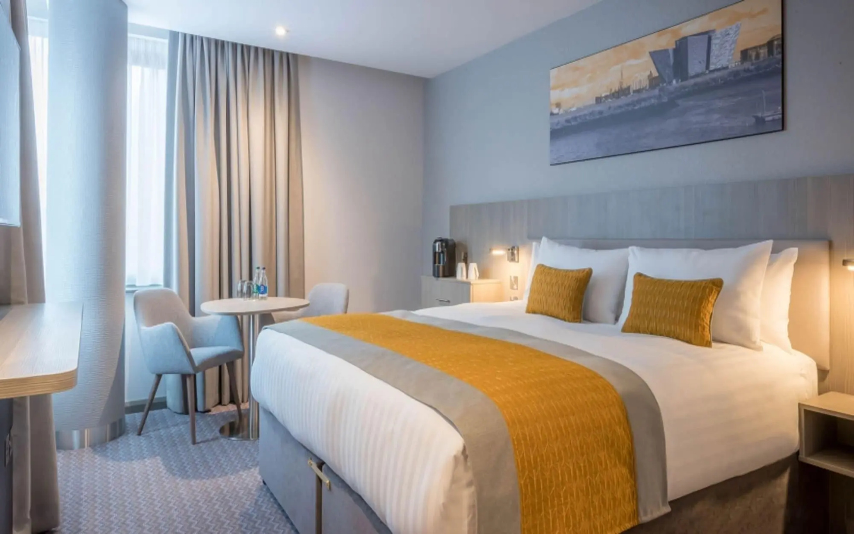 Photo - Maldron Hotel Manchester City Centre