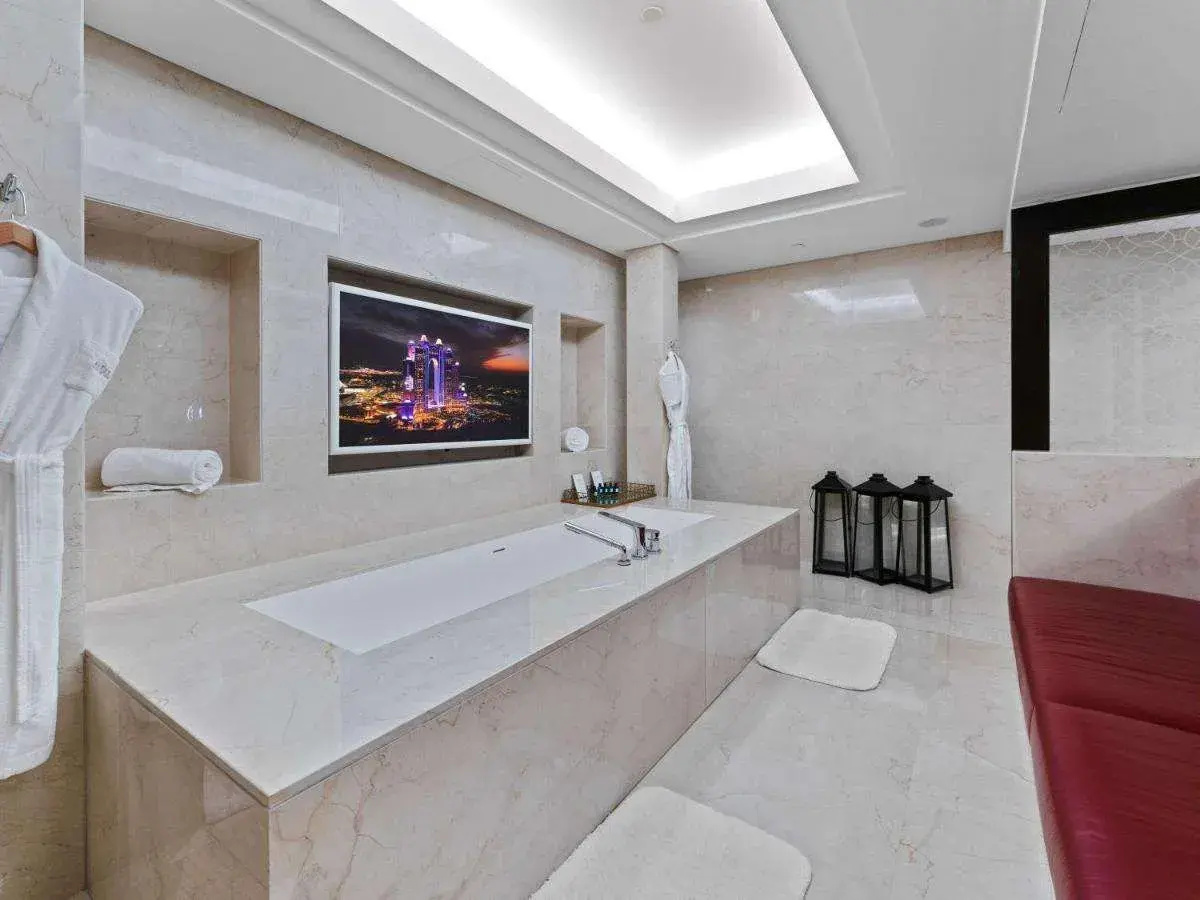 Photo - Rixos Marina Abu Dhabi