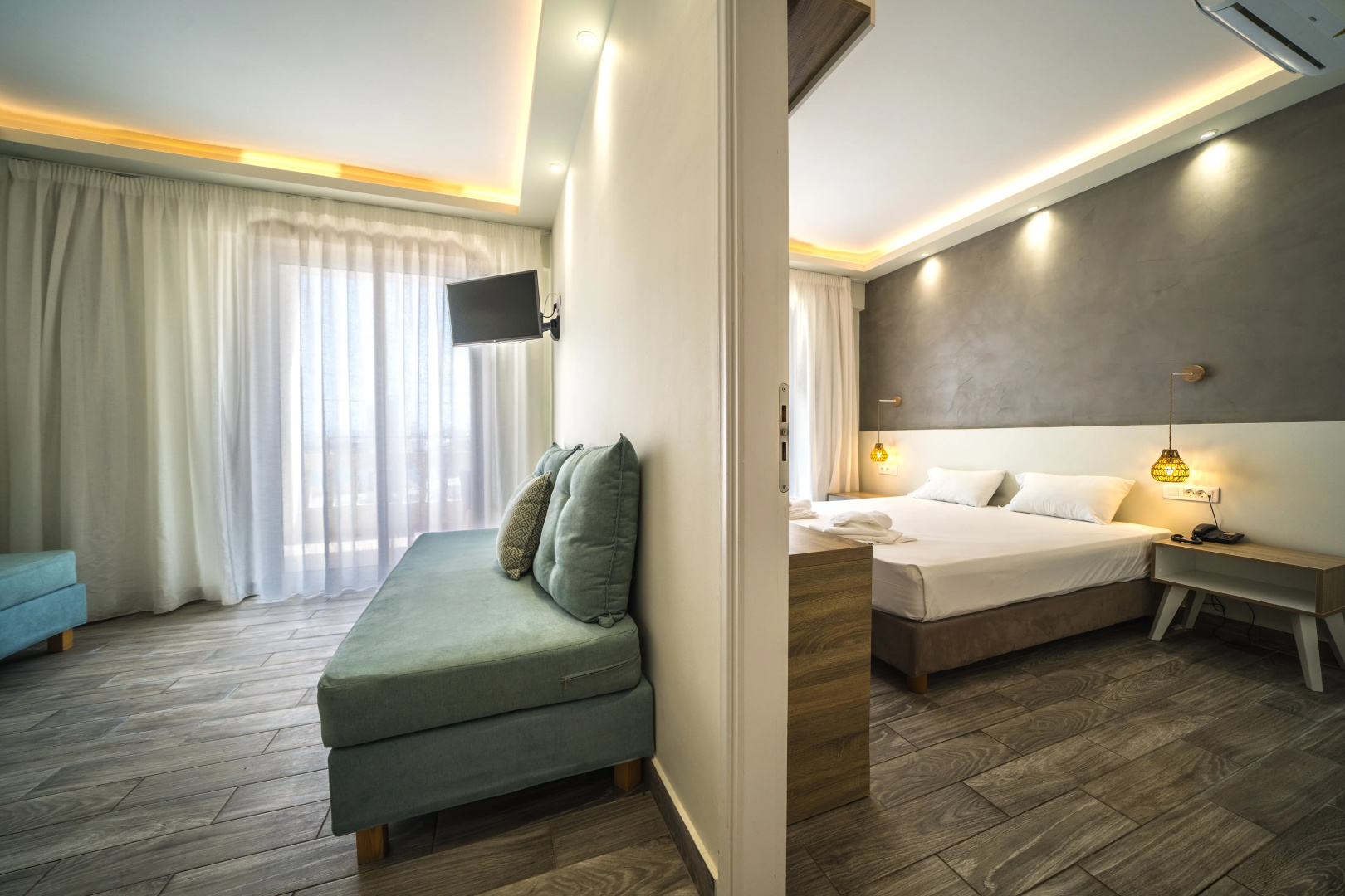 Photo - Porto Kalamaki Hotel