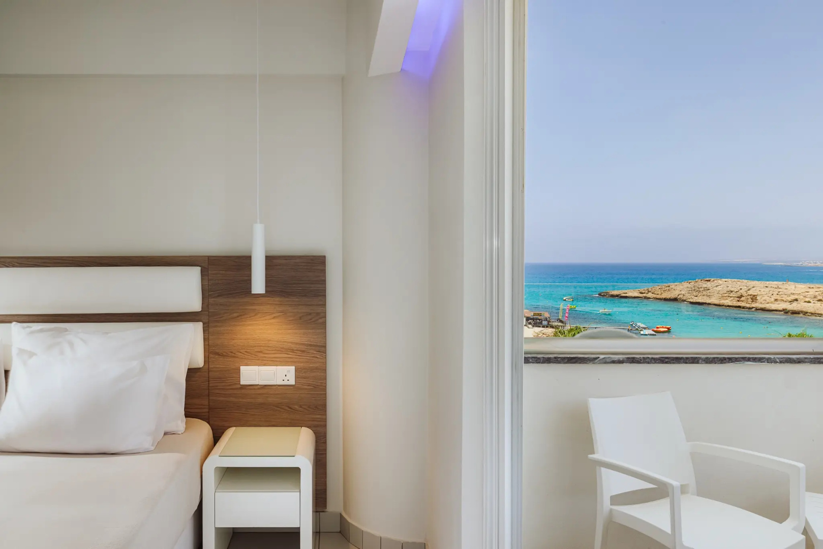 Foto - Tasia Maris Sands (Adults Only)
