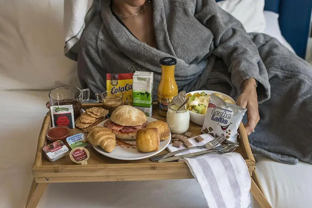 Photo - Welldone Quality - Crystal pool