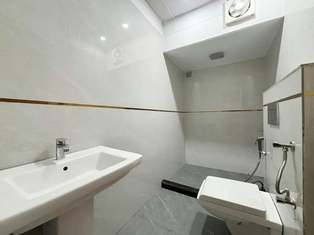 Photo - Hotel Emerald Suites & Banquet By Aura