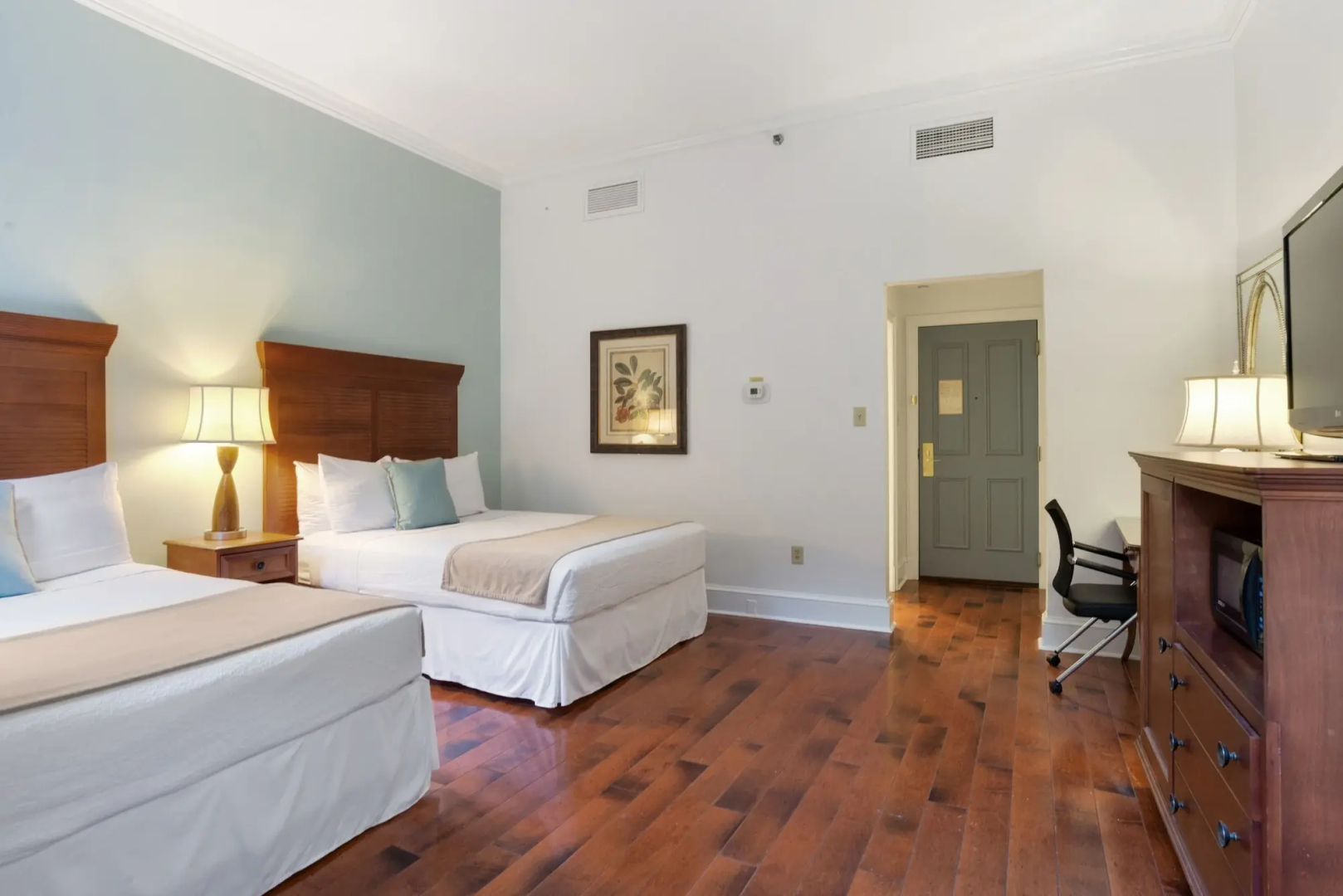 Photo - voco St James Hotel by IHG