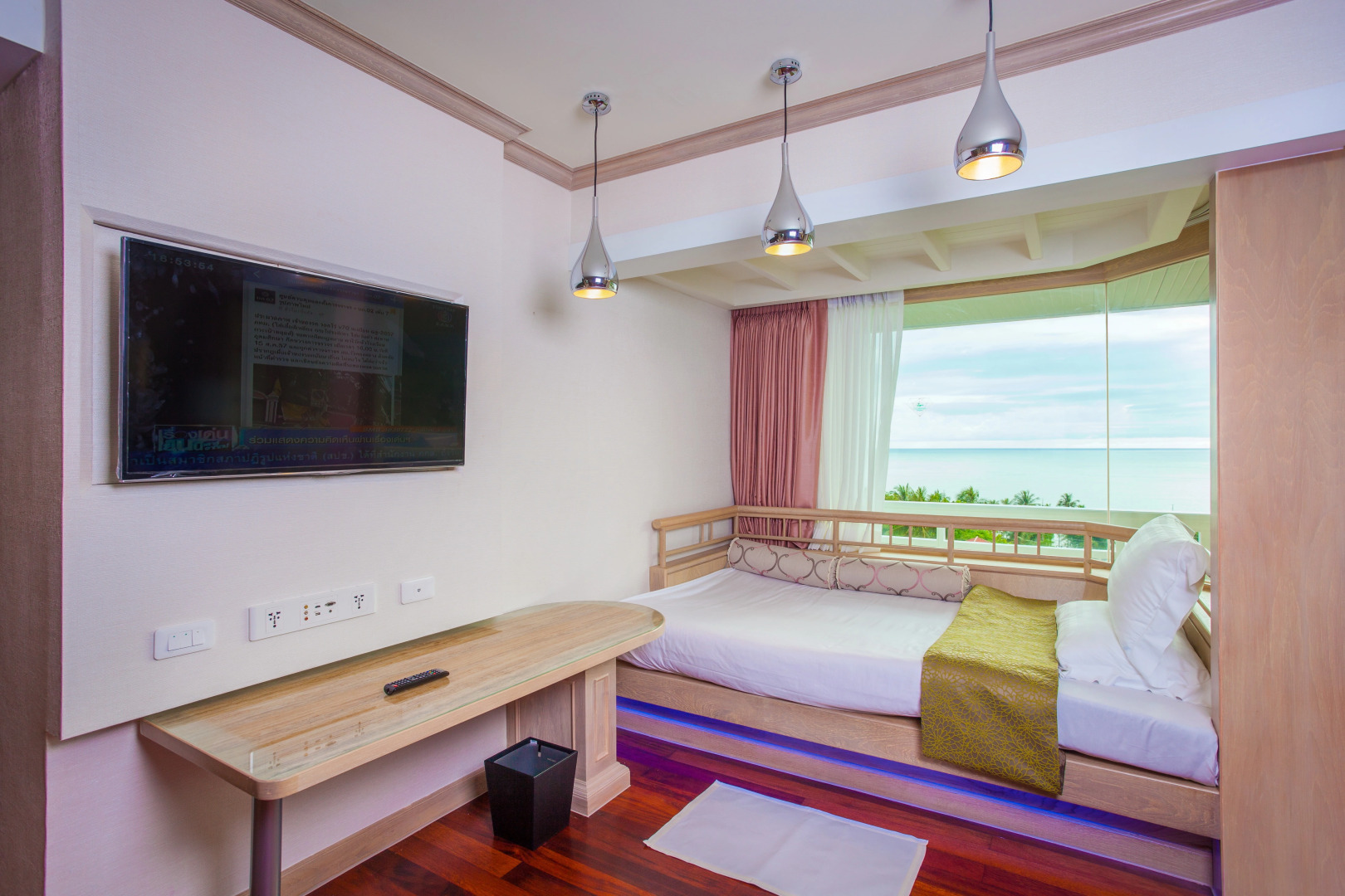 Photo - Diamond Cliff Resort & Spa, Patong Beach