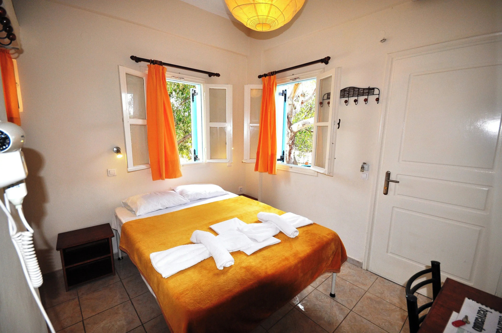 Photo - Santorini Camping/Rooms