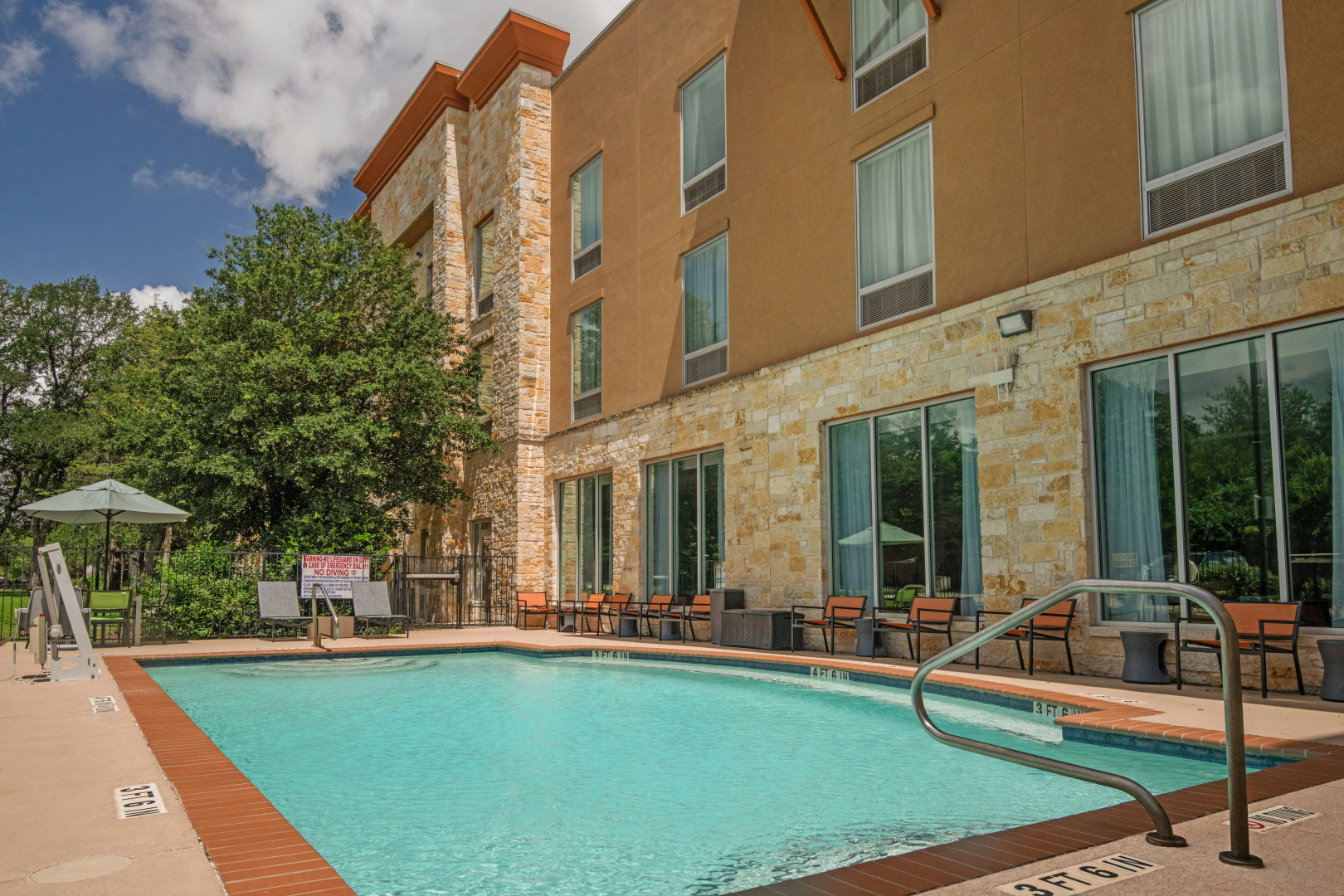 Photo - Hampton Inn Austin/Oak Hill