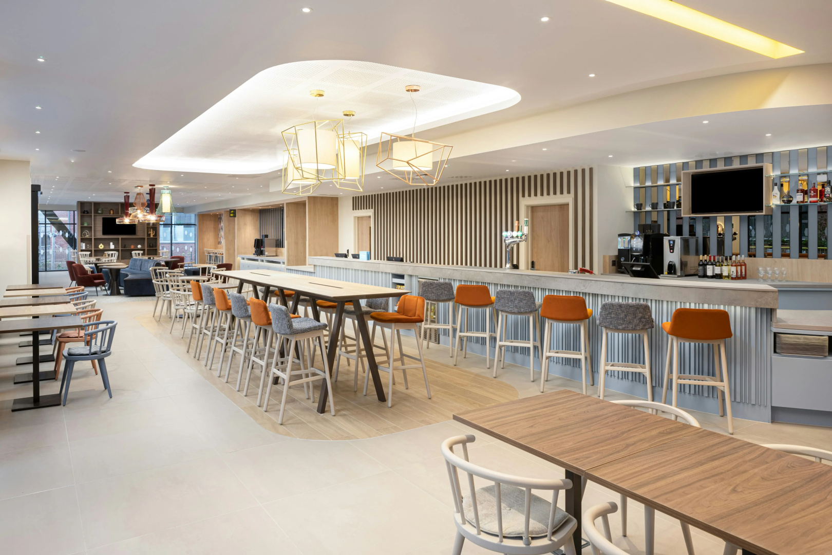 Photo - Hampton By Hilton Rochdale