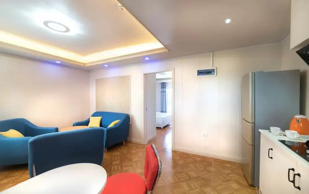 Photo - Riverside Hotel